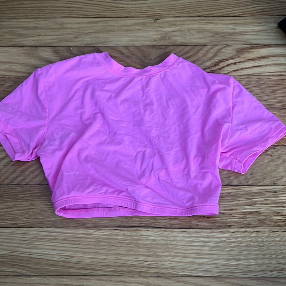 Pink cropped top workout